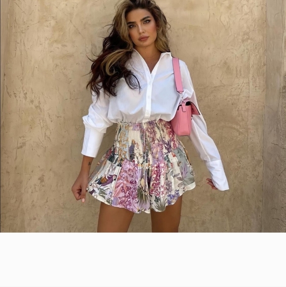 Zara multi-colored culotte shorts - Picture 2 of 2